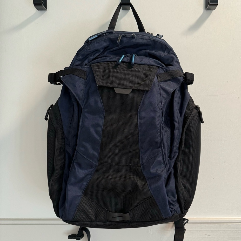 CamelBak Urban Assault Concealment